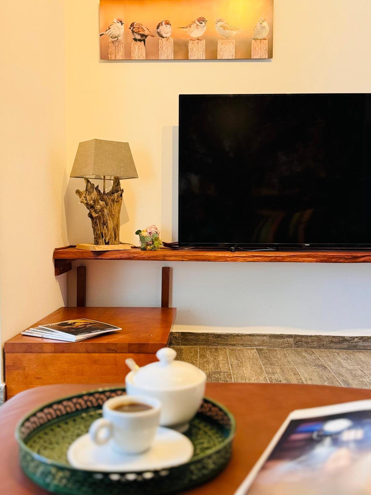 Apartment With A Terrace Forest Home Lullula Veprinac Ngoại thất bức ảnh